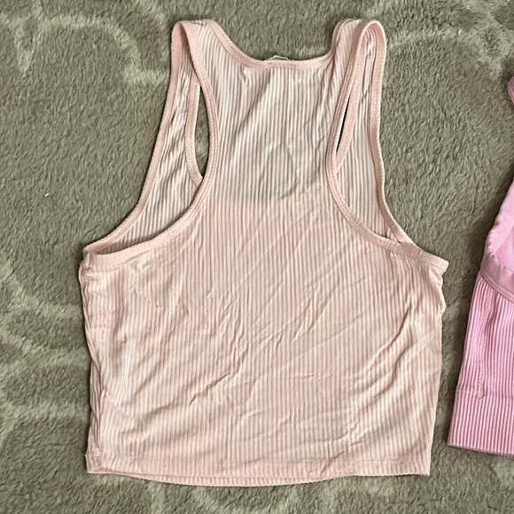 Gilly Hicks & Garage XS Pink Tank Tops - Picture 7 of 7
